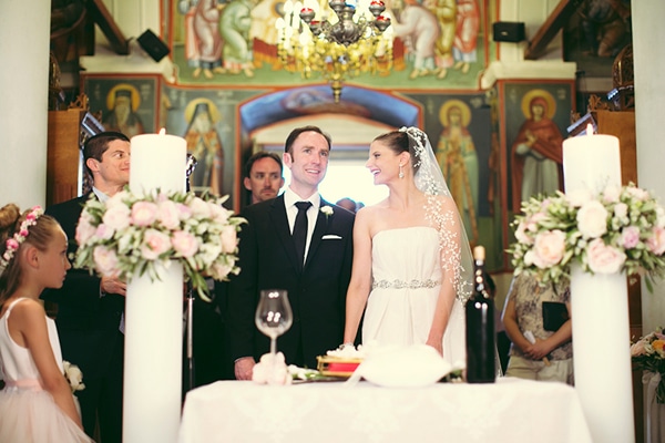 στολισμοι-λαμπαδας-γαμου-ροζ-τριανταφυλλα