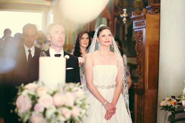 στολισμος-λαμπαδας-γαμου-τριανταφυλλα