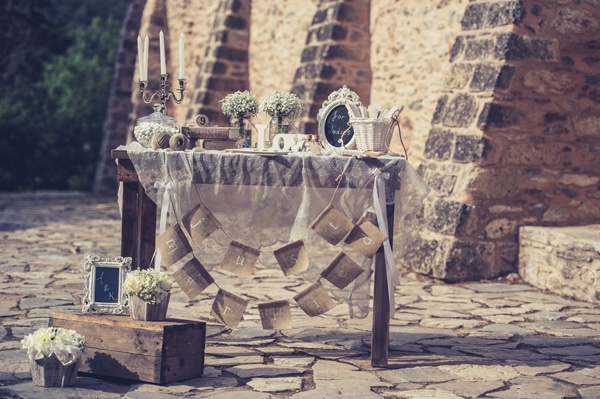 ιδεες-για-ρουστικ-γαμο-1