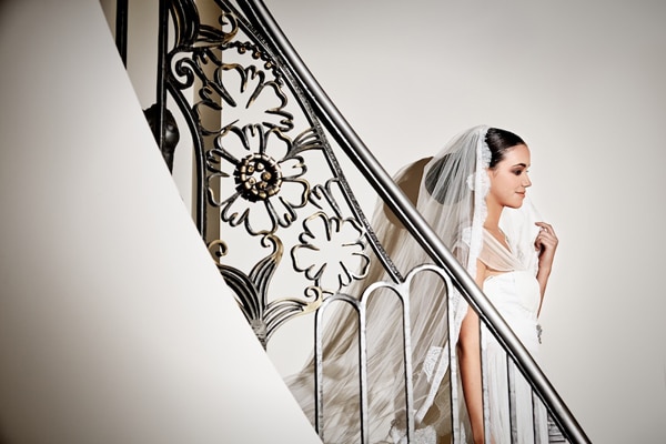 μακρυ-πεπλο-από-γαλλικό-τούλι