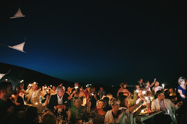 γαμος-σε-νησι-καλοκαιρι