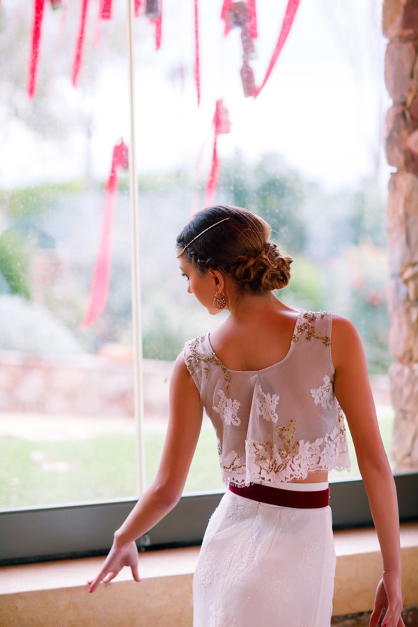 νυφικο-σινιον-με-πλεξουδες