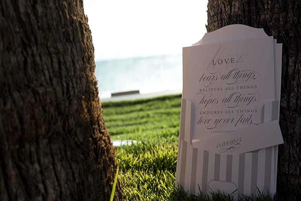 γαμος-με-λευκο-και-γκρι-χρωματα (2)