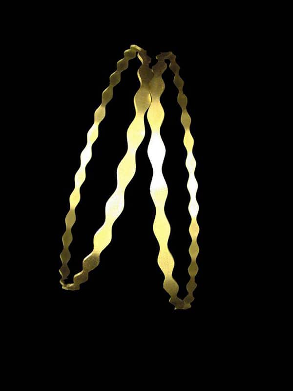 gold-wedding-wreaths