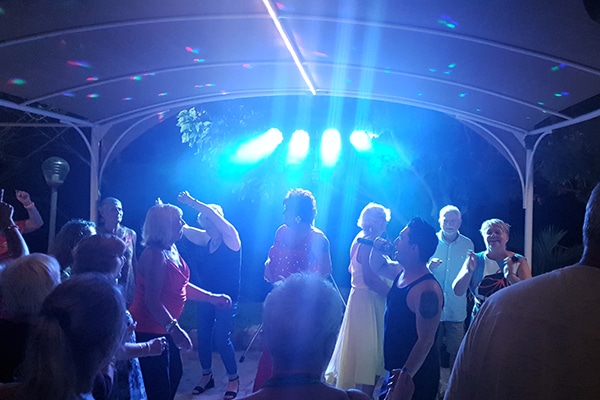 Wedding Dj's - Lighting & Sound