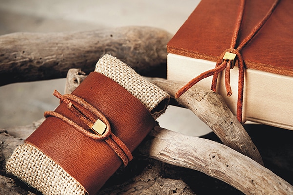 Μπομπονιερες και προσκλητηρια για φθινοπωρινο- χειμωνιατικο γαμο Μπομπονιερες και προσκλητηρια για φθινοπωρινο- χειμωνιατικο γαμο