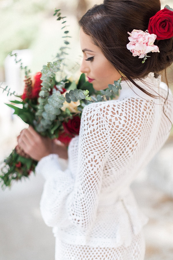 Αξεσουαρ για τα μαλλια της νυφης