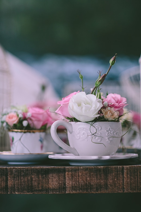 Vintage στολισμος γαμου με teacups