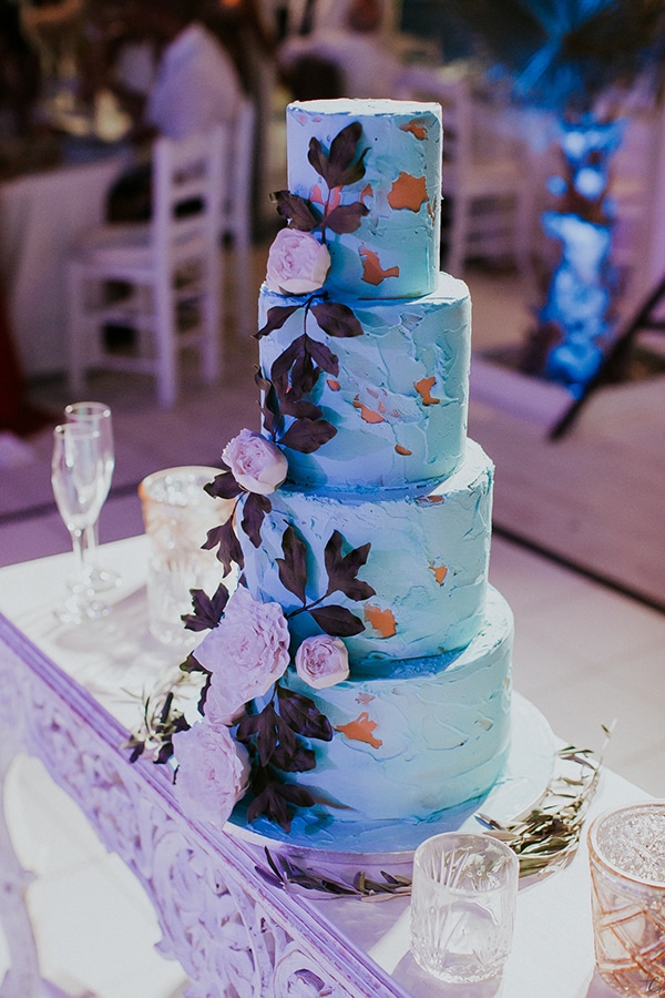 Καλοκαιρινη τουρτα γαμου