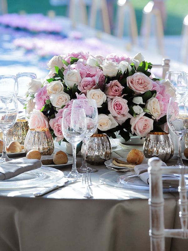 Blush and pink centerpiece