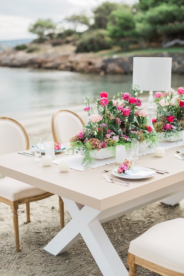 Ρομαντικη διακοσμηση τραπεζιου