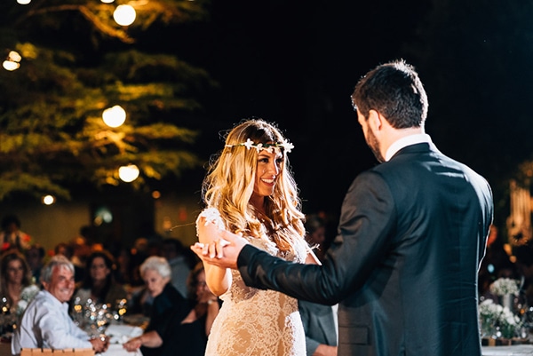 Νυφικο στεφανι για τα μαλλια της νυφης