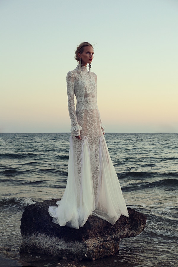 Νυφικό Με Μάκρια Μανίκια Costarellos