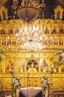 Διακοσμηση εκκλησιας για γαμο