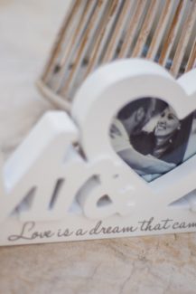 Διακοσμηση γαμου με φωτογραφια ζευγαριου