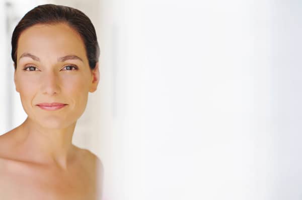 Νυφικο μακιγιαζ με πολυ απαλους τονους