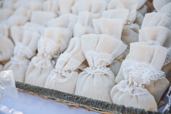 Μπομπονιερες πουγκια