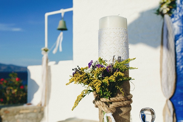 Στολισμος λαμπαδας με ανθη και δαντελα