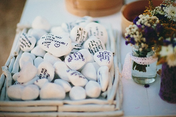 Πρωτοτυπη ιδεα για τις ευχες των καλεσμενων