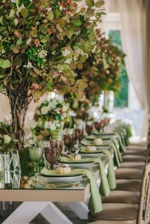 Φθινοπωρινος στολισμος τραπεζιων Φθινοπωρινος στολισμος τραπεζιων