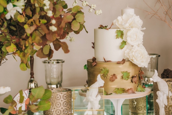 Φθινοπωρινη τουρτα γαμου