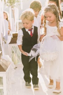 Ρομαντικα φορεματα για τα παρανυφακια Ρομαντικα φορεματα για τα παρανυφακια