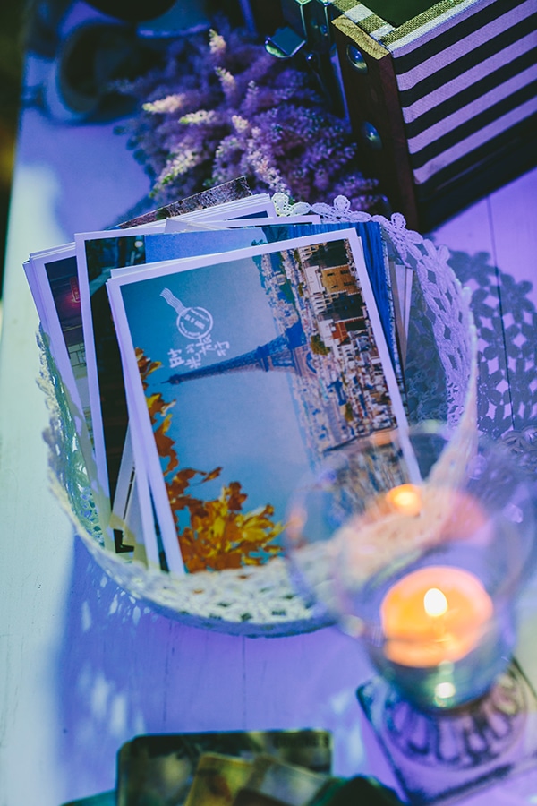 Ευχες καλεσμενων σε postcards