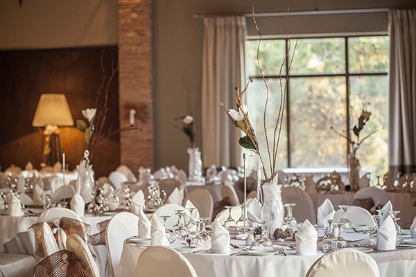 Διακοσμηση σε λευκες αποχρωσεις