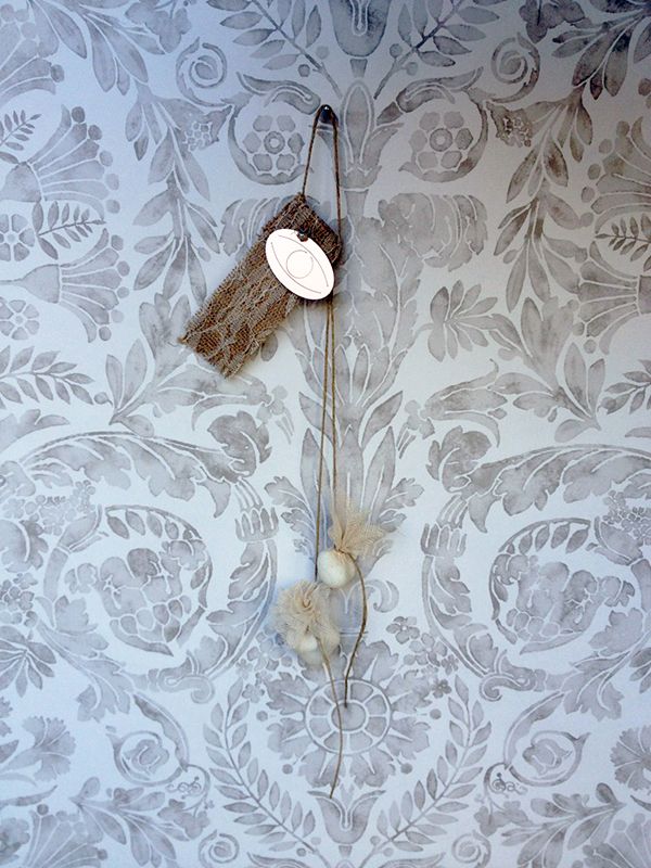 Πρωτοτυπη μπομπονιερα γουρι