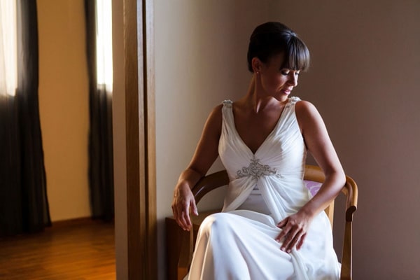 Νυφικο χτενισμα με αφελειες