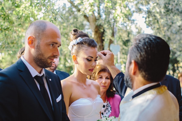 Χτενισμα νυφης με μαλλια μαζεμενα ψηλα