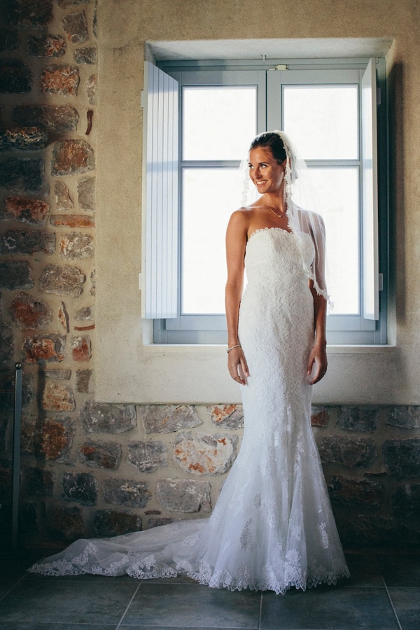 Πεπλο με δαντελα