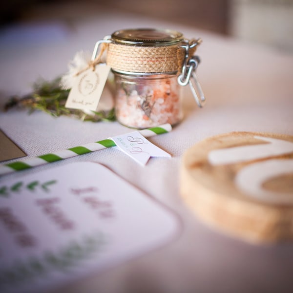 Μπομπονιερες με αλατι απο τα Ιμαλαια