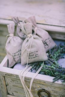 Στολισμος γαμου με λεβαντα