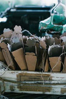 Ρουστικ διακοσμηση γαμου