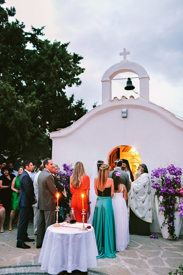 Ανθοστολισμος και διακοσμηση εκκλησιας