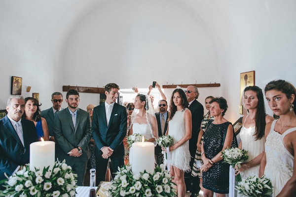 Στολισμος εκκλησιας με κλαδια ελιας