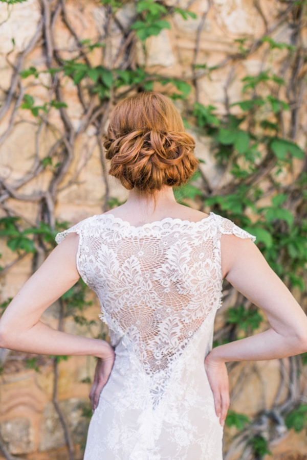 Χτενισμα νυφης  χαμηλο σινιον