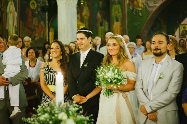 Χτενισμα νυφης με αναλαφρες μπουκλες