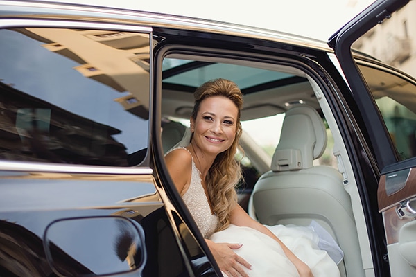 Πανέμορφο elegant χτένισμα για νύφη