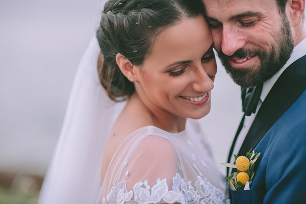 Νυφικό χτένισμα με πλεξούδες