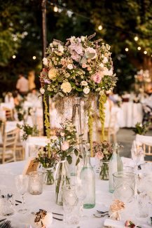 Στολισμος δεξιωσης γαμου με ρομαντικο υφος