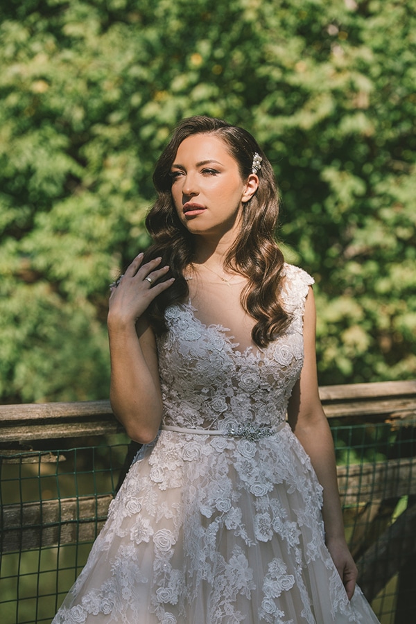 Wavy χτένισμα νύφης