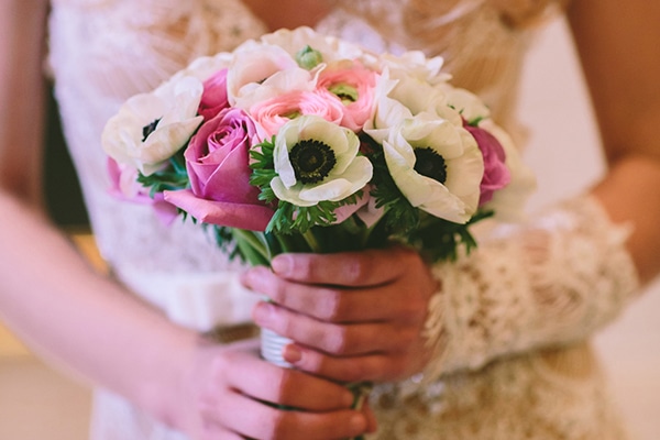 Νυφικες ανθοδεσμες με ανεμωνες