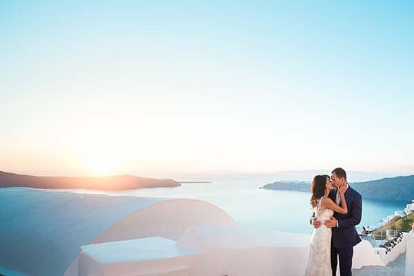 Όμορφος γάμος σε λευκούς και μπεζ τόνους | Monique & Νίκος