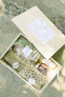 Τοπικά προϊόντα για τους καλεσμένους σας