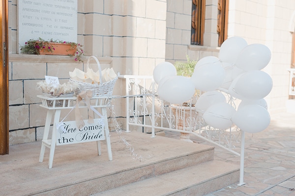 Ρομαντικη διακοσμηση εκκλησιας