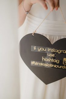 Πρωτοτυπη πινακιδα γαμου Πρωτοτυπη πινακιδα γαμου