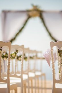 Ρομαντικος στολισμος τελετης γαμου