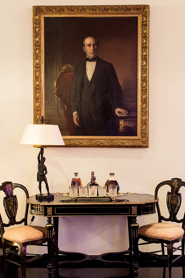 impressive-settings-spring-winter-2018-residence_08